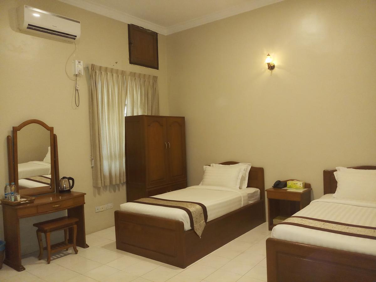 Ruby Garden Hotel Rangum Exterior foto